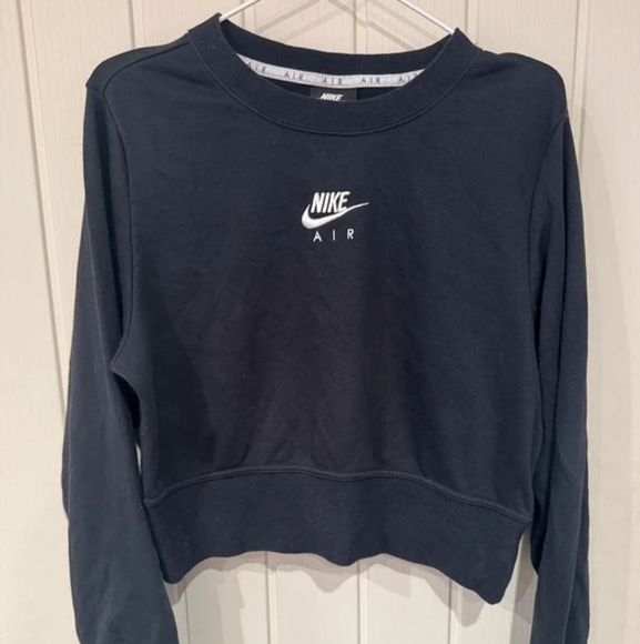 Nike Sweaters - Nike air crop top jumper